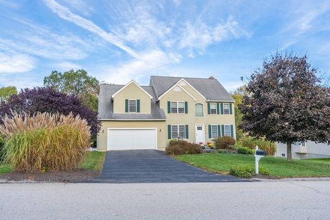 24 Susan Dr Dudley MA 01571