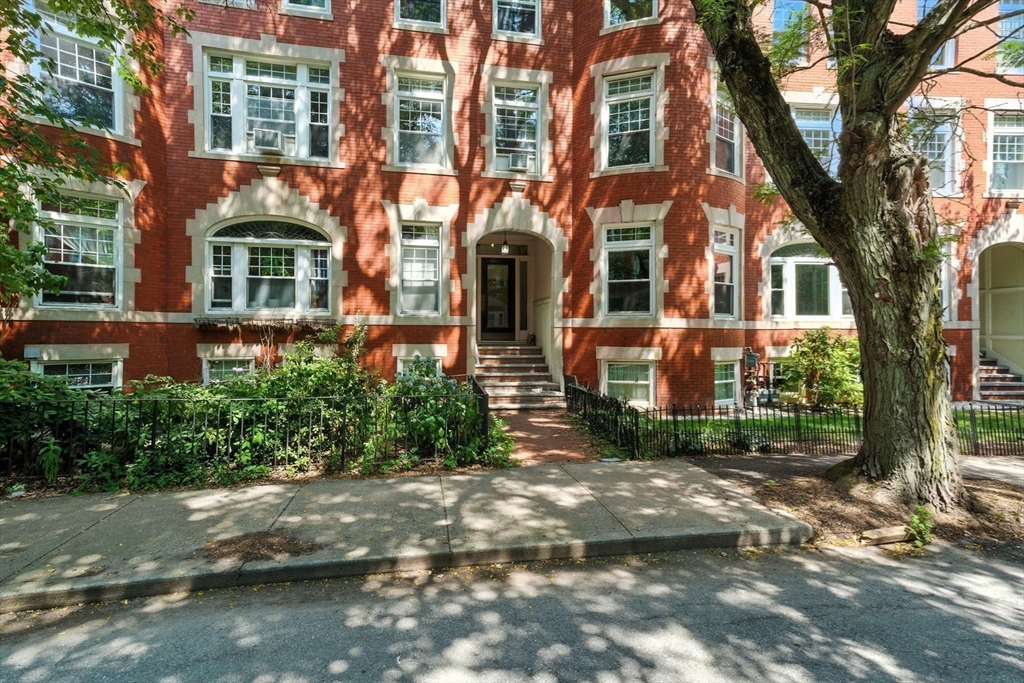 17 Strathmore Road 2