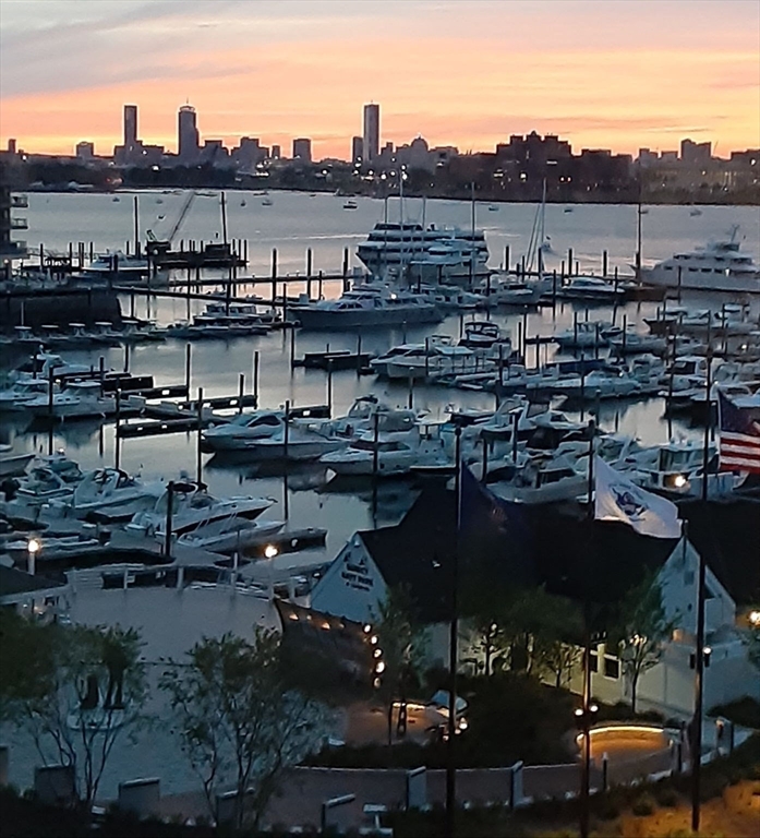 2001 Marina Drive 506W