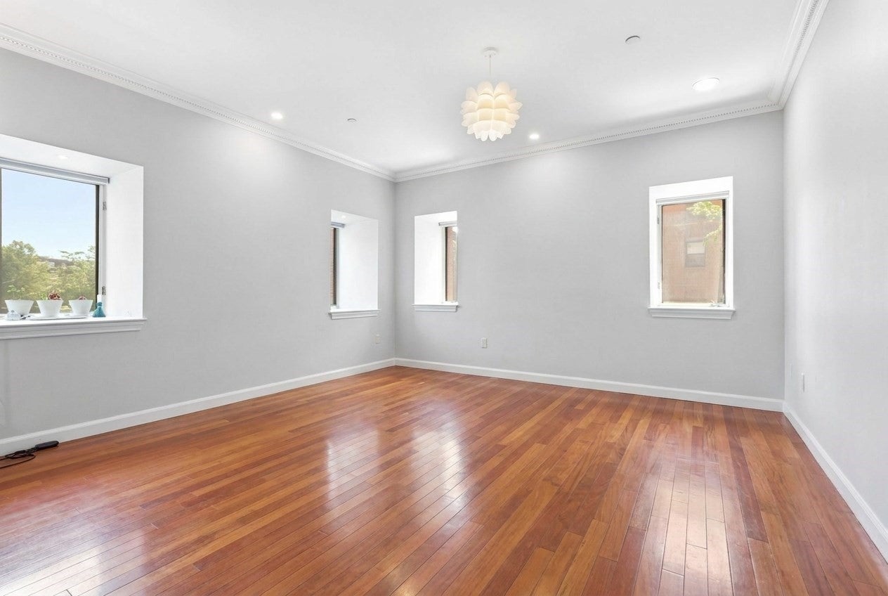 2 Clarendon St #301, Boston, MA Photo #9