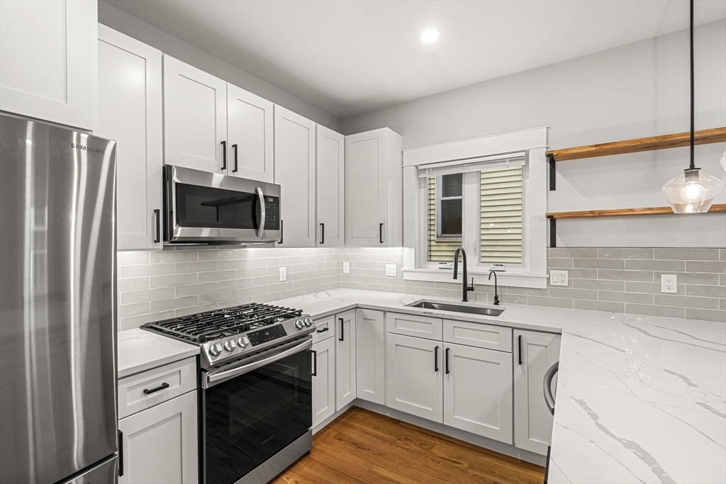 50 Cottage St 1