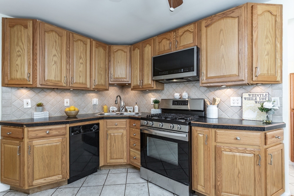 54 Huntington Ave, Dartmouth, MA, 54 Huntington Ave, Dartmouth, MA Photo #11
