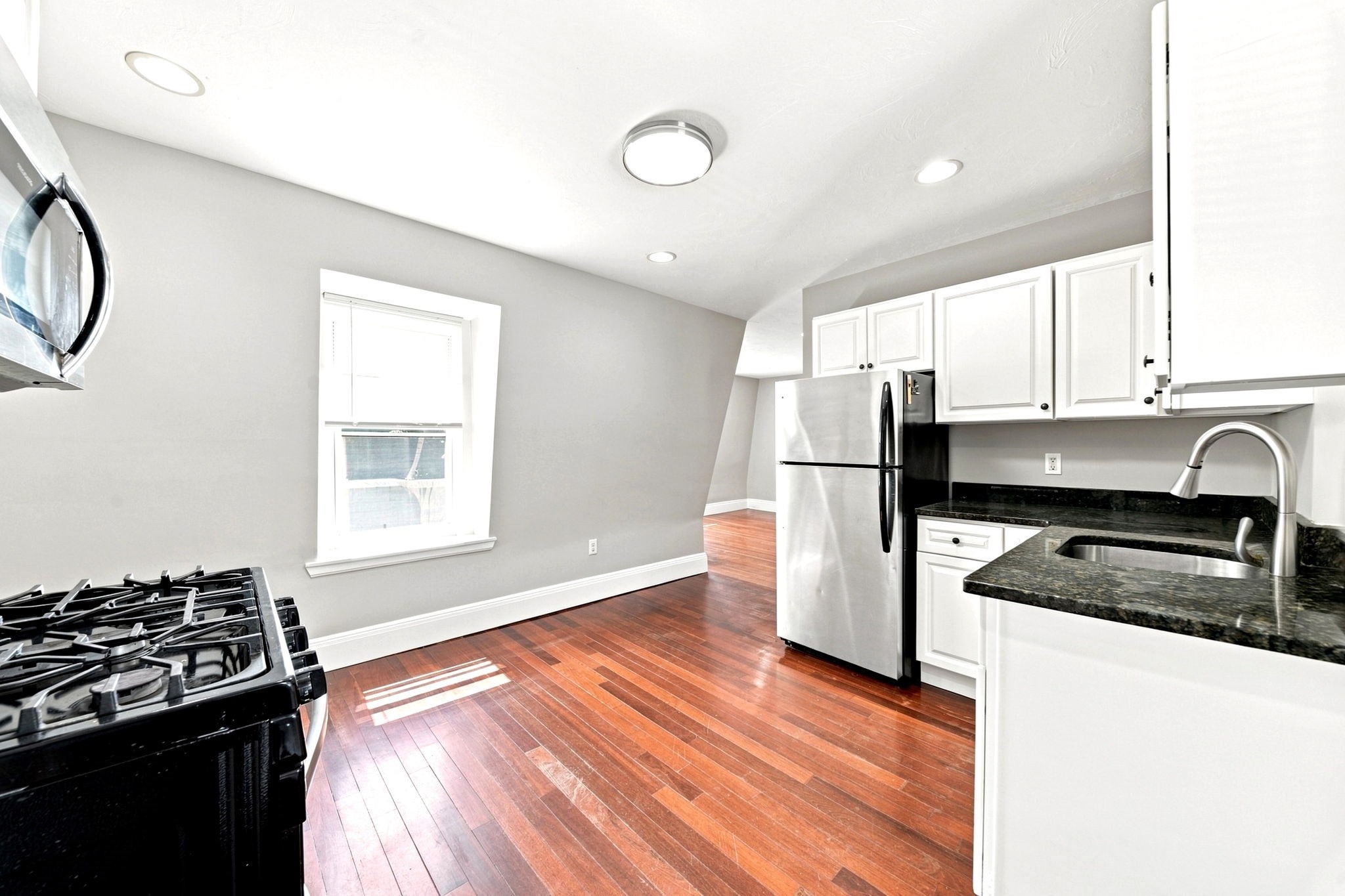 113 Pierce ST #2, Boston, MA Photo #17