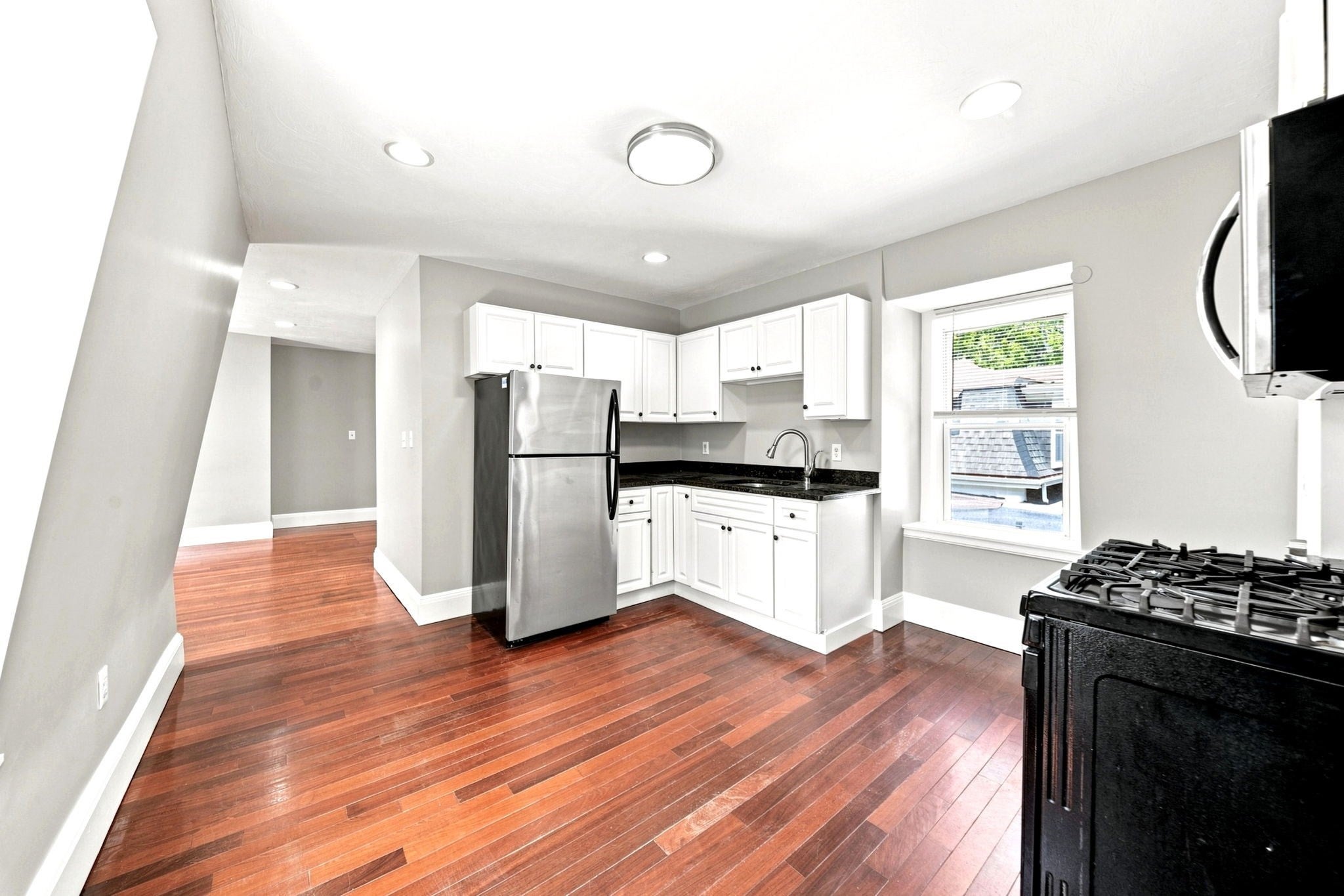 113 Pierce ST #2, Boston, MA Photo #15