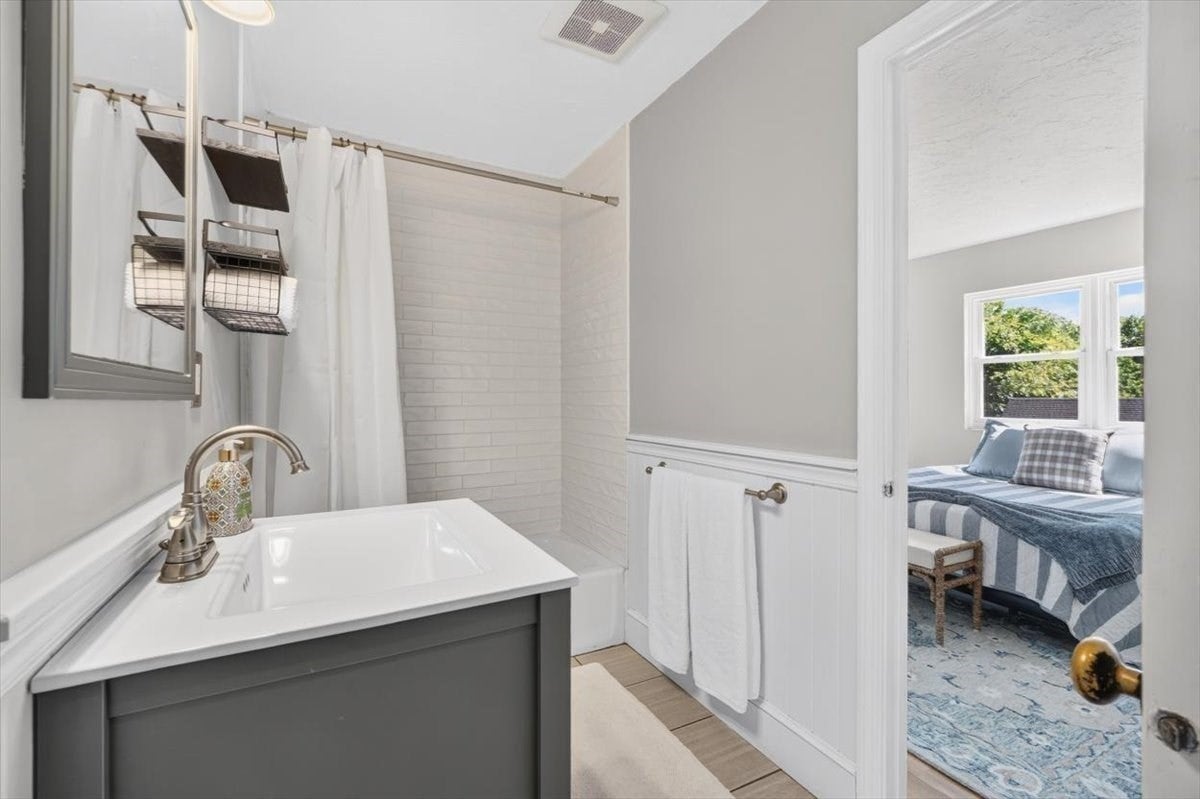 46 Tinson Rd #9, Quincy, MA, 46 Tinson Rd #9, Quincy, MA Photo #16