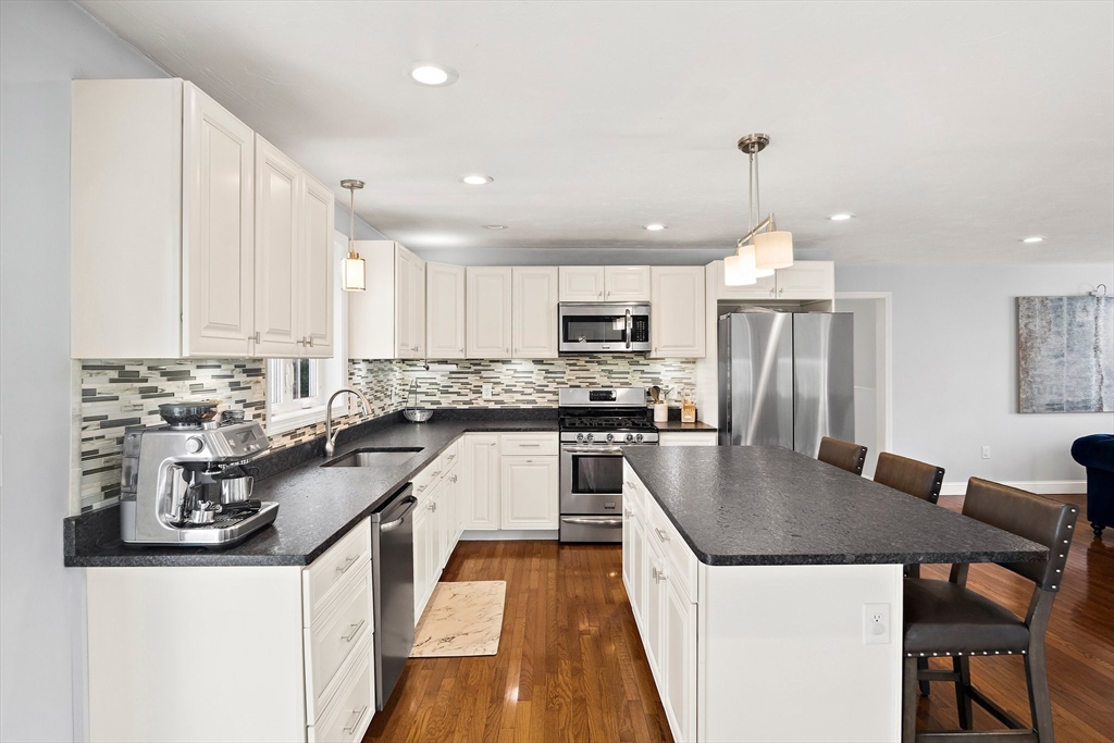 95 Maplewood Rd