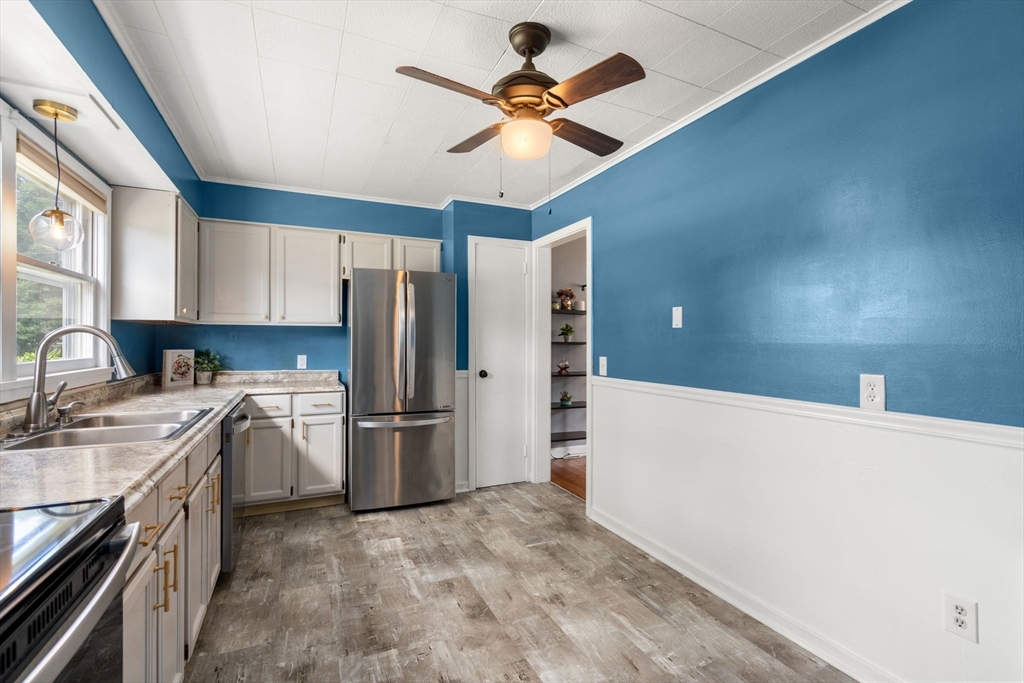 55 Meadowlark Ln 55