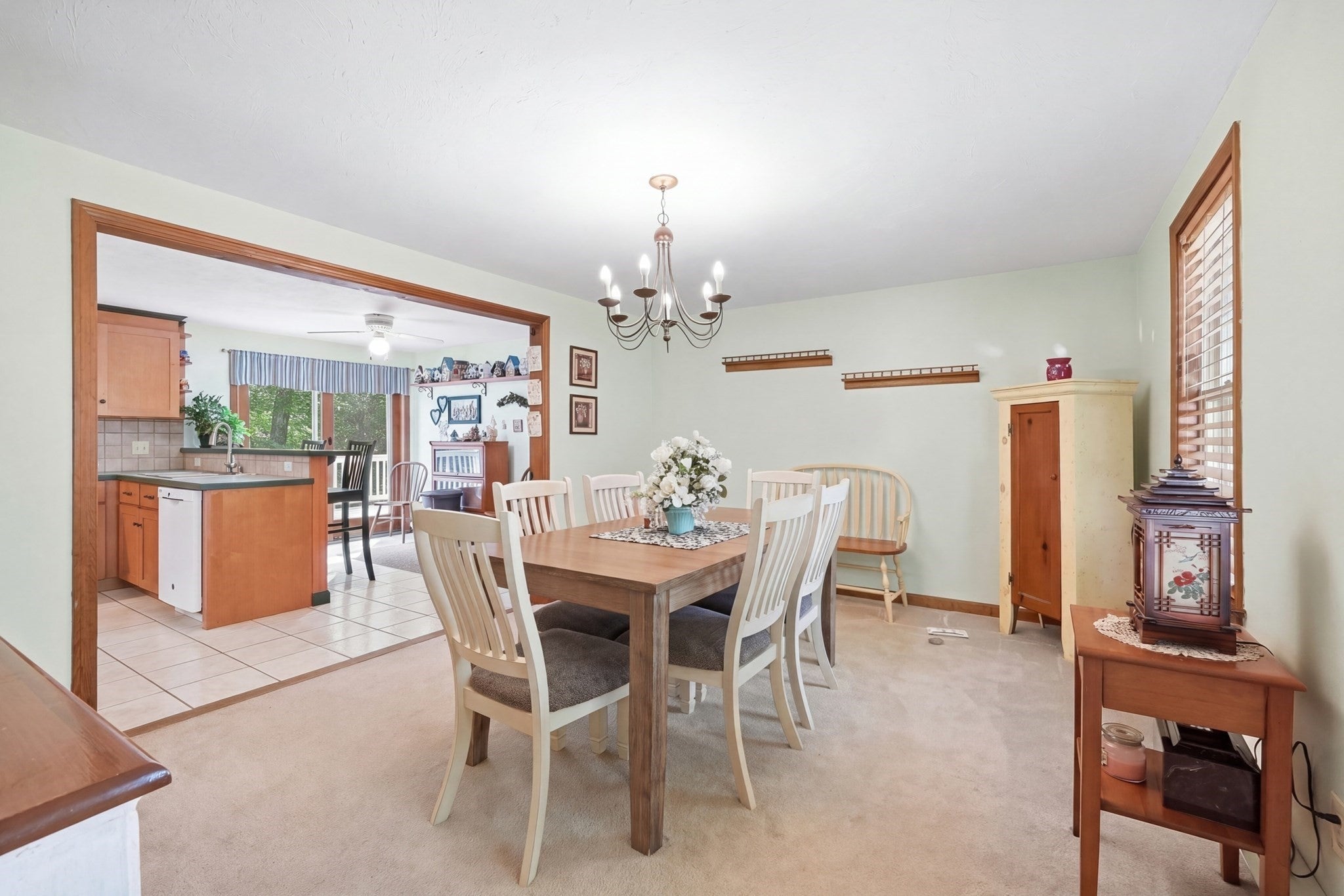 8 Glenmere Rd, Charlton, MA, 8 Glenmere Rd, Charlton, MA Photo #5