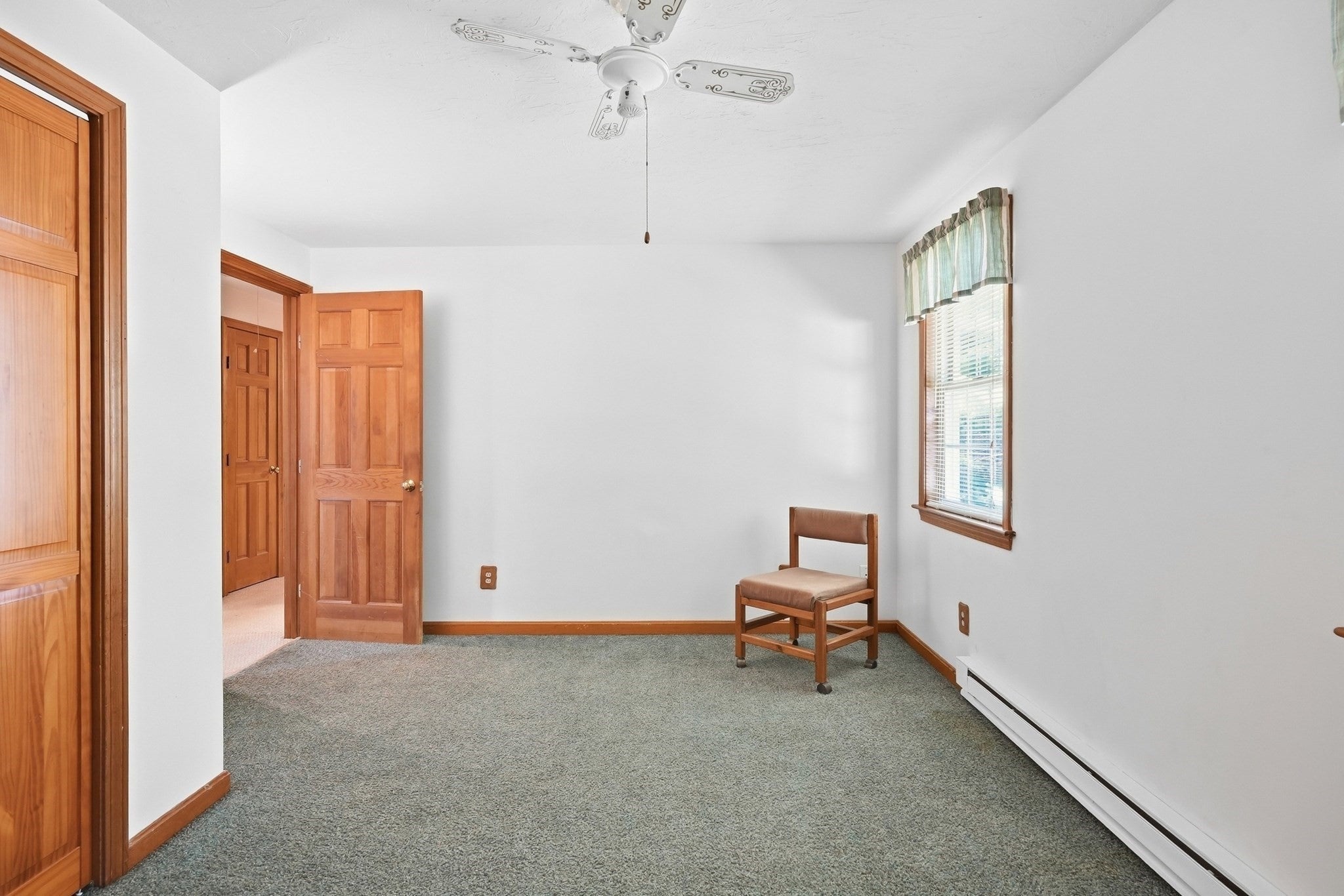 8 Glenmere Rd, Charlton, MA, 8 Glenmere Rd, Charlton, MA Photo #12