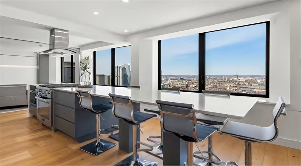 85 E India Row 41 AB