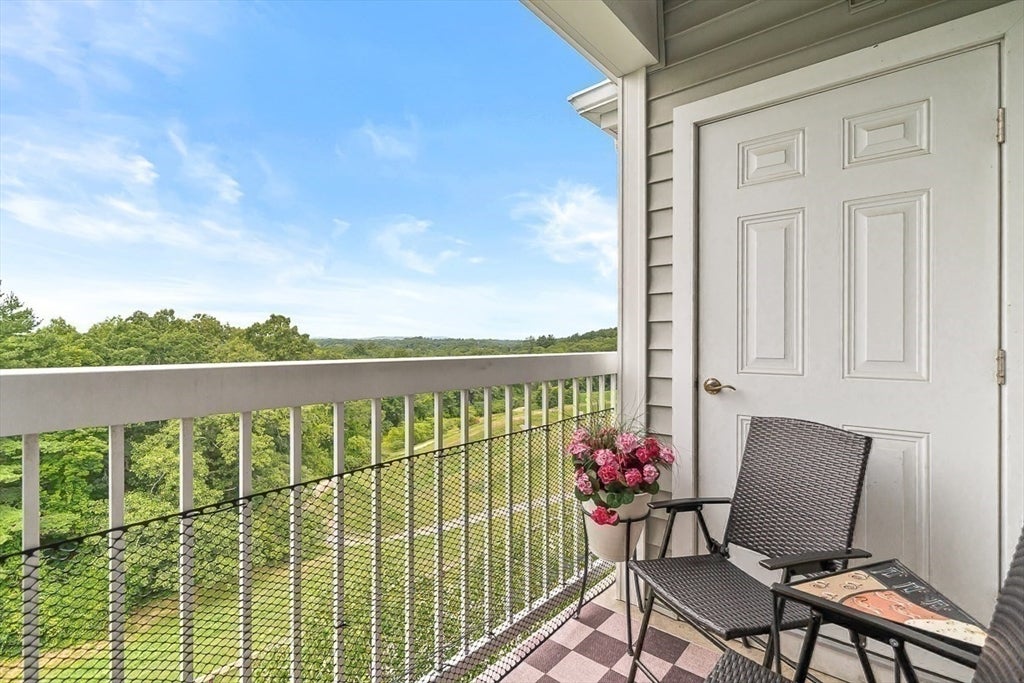 15 Morgan Dr #401, Natick, MA Photo #26