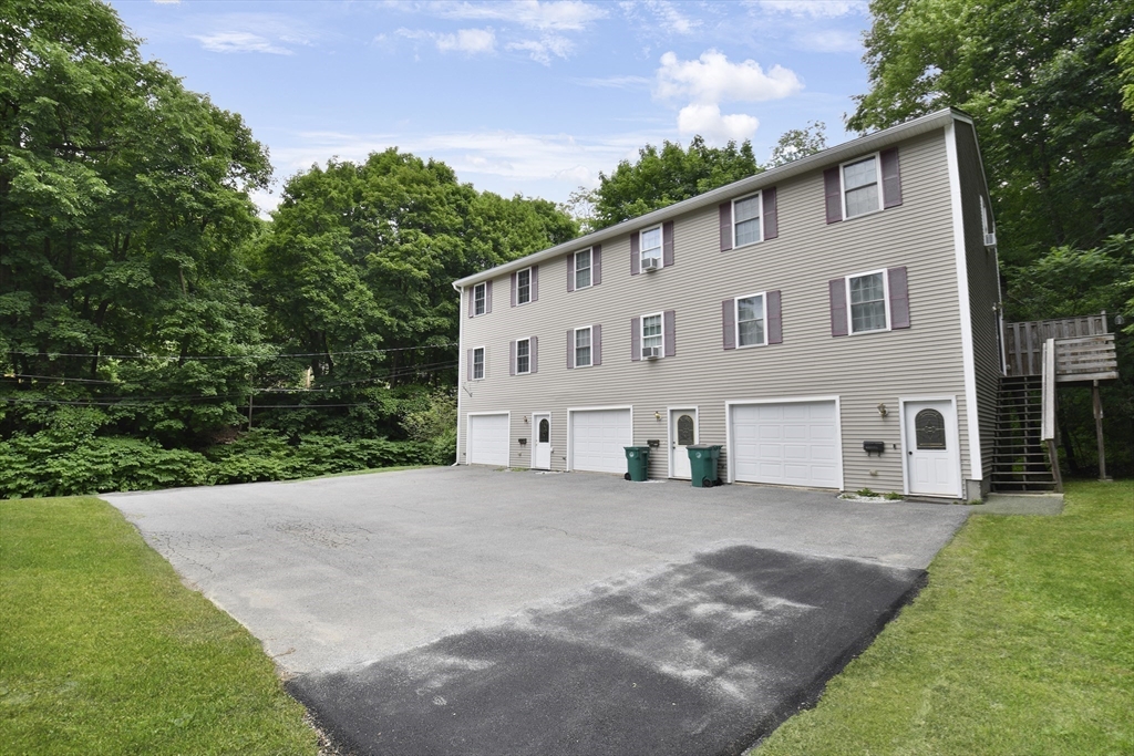 480 Elm Street 3
