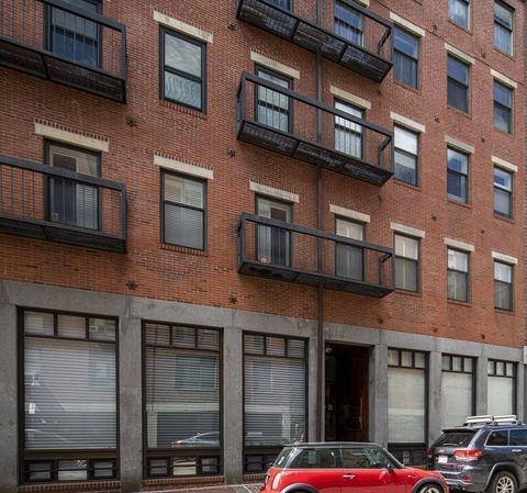 Photo of 130 Fulton St #7, Boston, MA 02109 (MLS # 73461232)