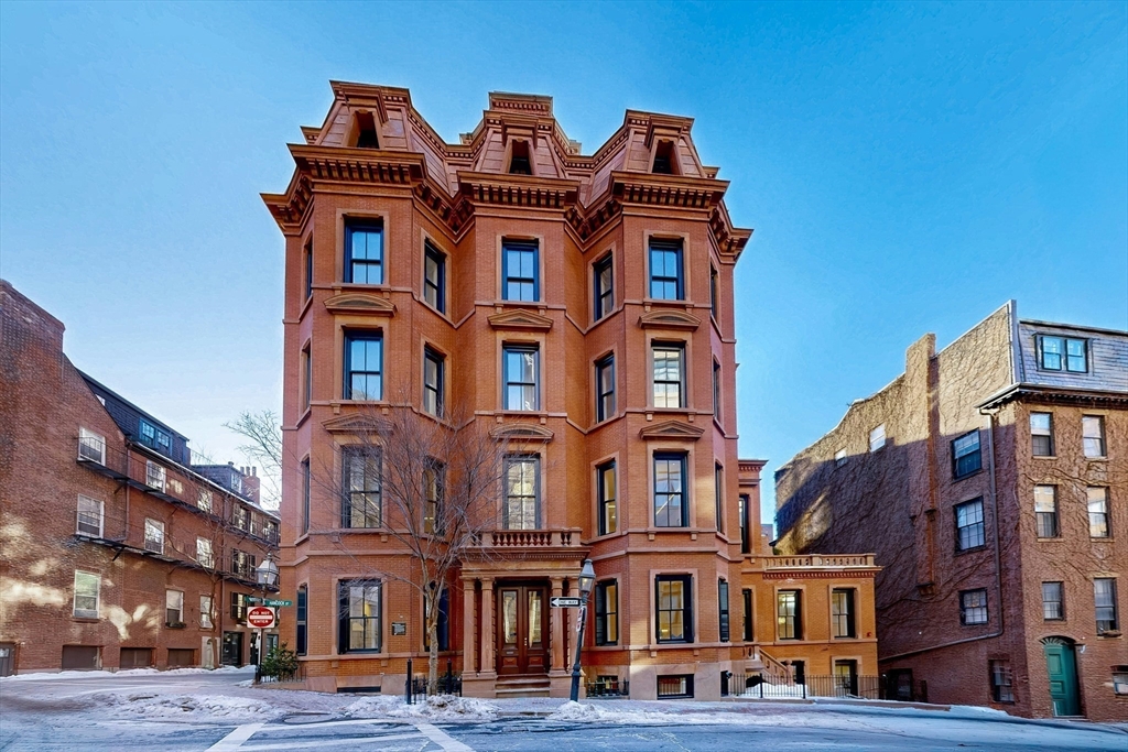 57 Hancock St