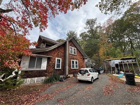 Photo of 14 Fairview Ave, Amesbury, MA 01913 (MLS # 73444252)
