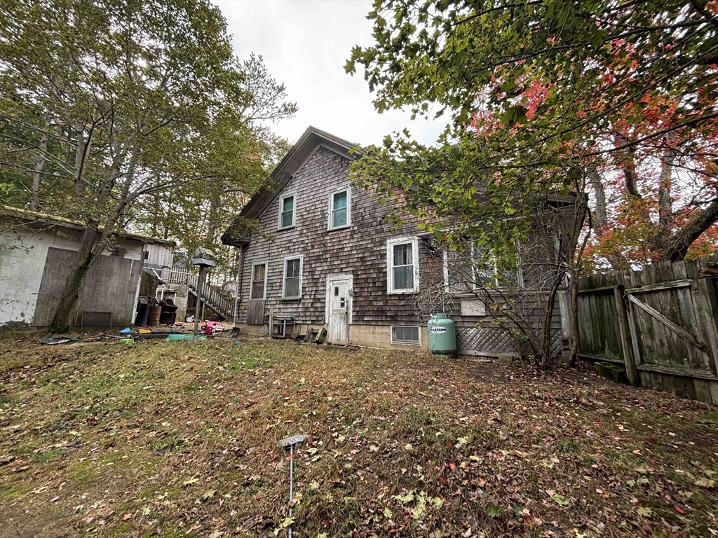 14 Fairview Ave