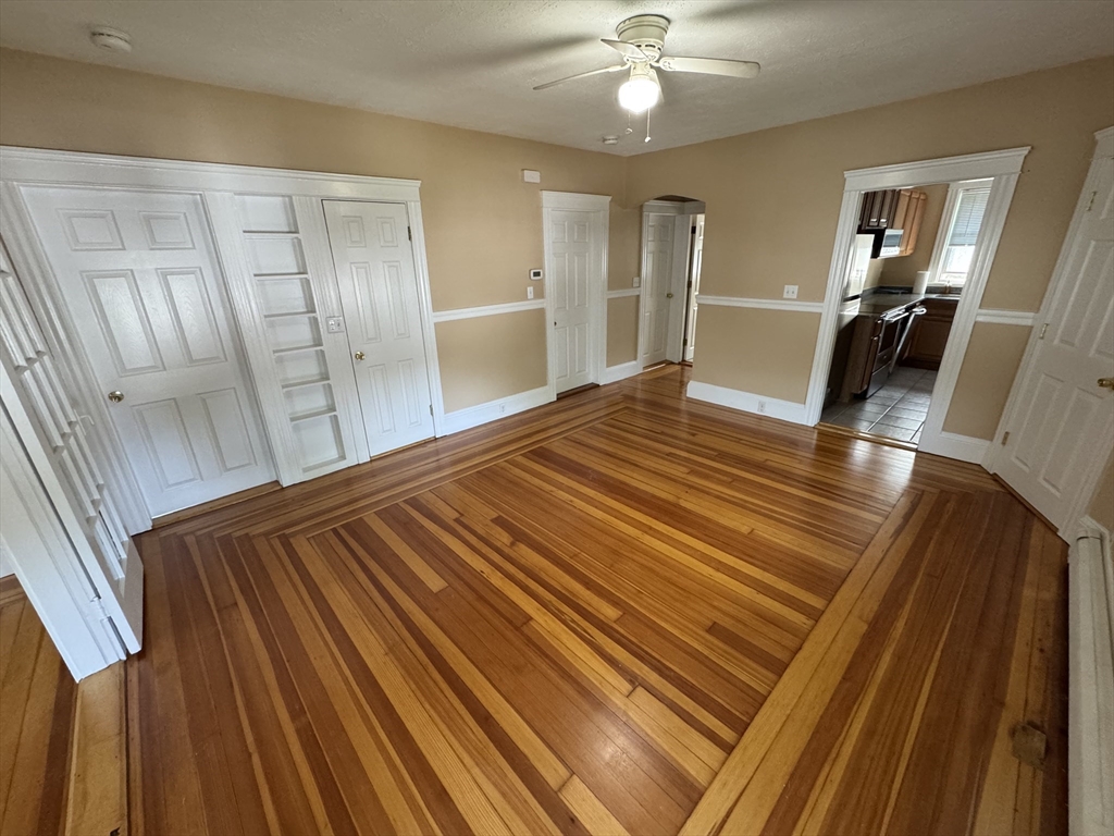 Attleboro, Massachusetts 02703, United States, 3 Bedrooms Bedrooms, ,1 BathroomBathrooms,Residential,Active,151086