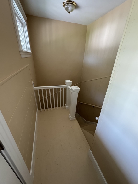 Attleboro, Massachusetts 02703, United States, 3 Bedrooms Bedrooms, ,1 BathroomBathrooms,Residential,Active,151086