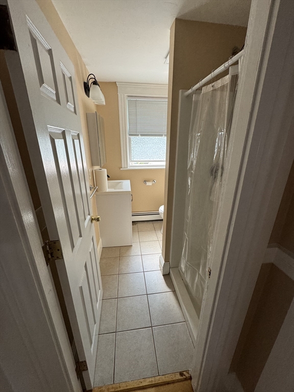 Attleboro, Massachusetts 02703, United States, 3 Bedrooms Bedrooms, ,1 BathroomBathrooms,Residential,Active,151086