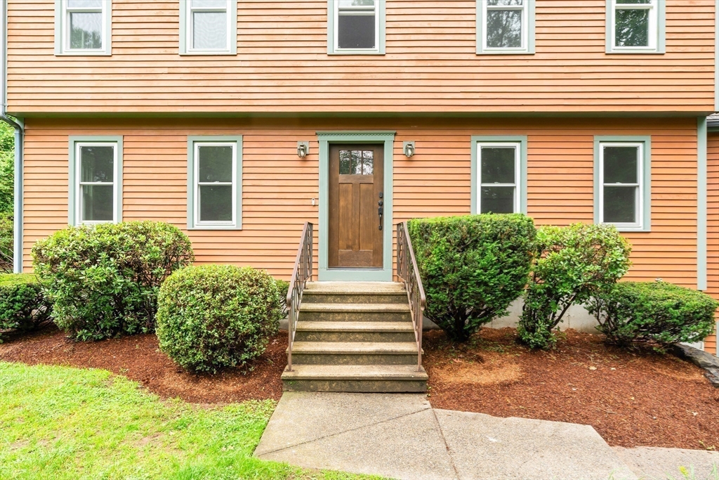 7 Evergreen Cir