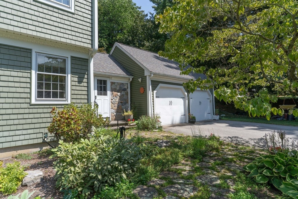 32 Mcgregory Rd, Sturbridge, MA, 32 Mcgregory Rd, Sturbridge, MA Photo #7
