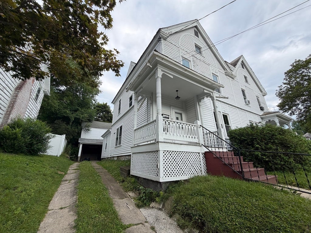 34-36 Crandall St
