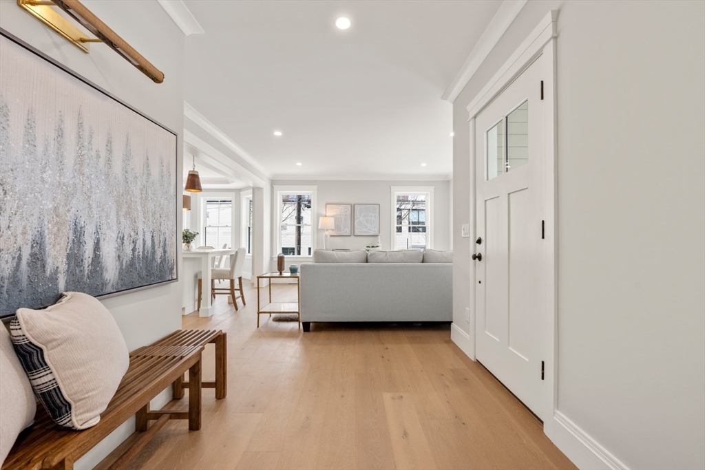 235 California St 235