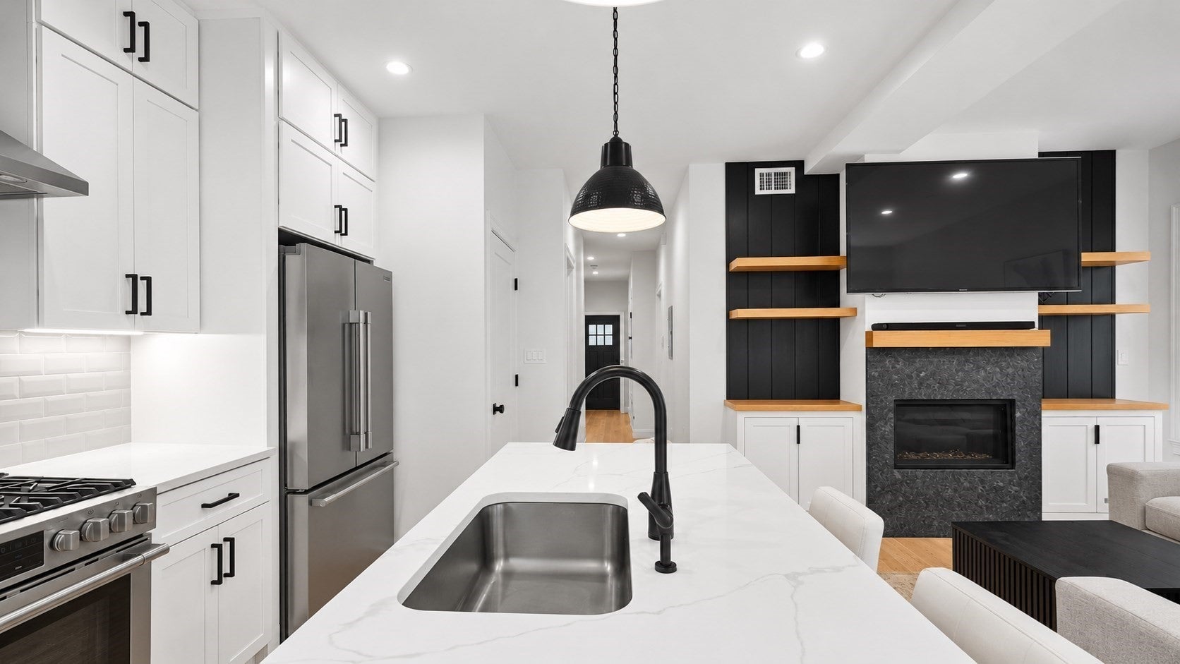 15 Morris St #1, Boston, MA Photo #6
