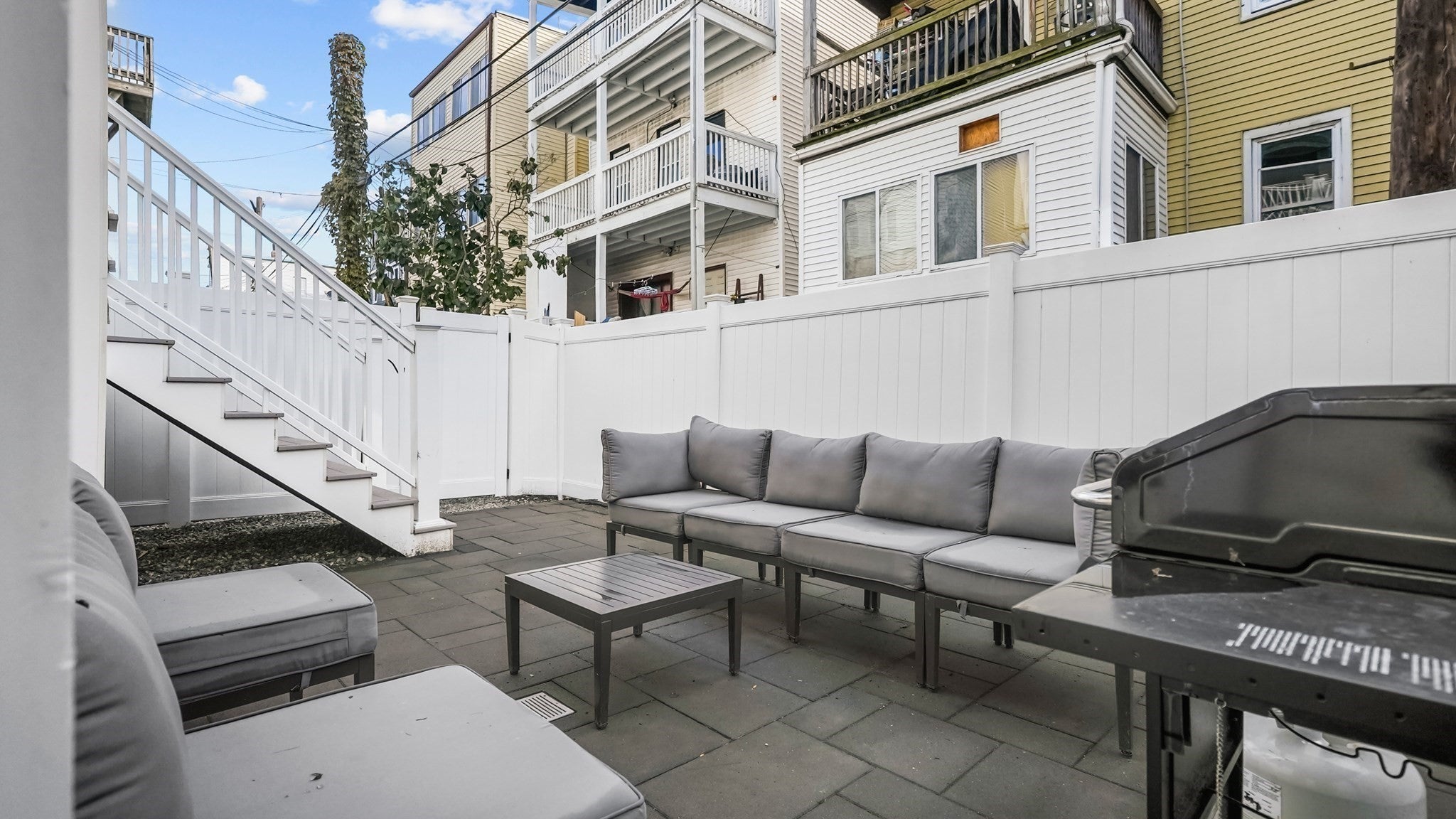15 Morris St #1, Boston, MA Photo #14