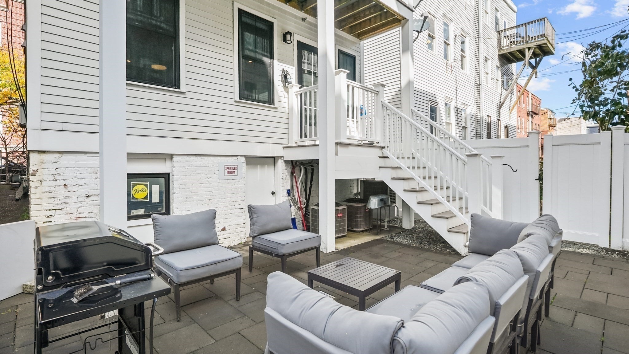 15 Morris St #1, Boston, MA Photo #13
