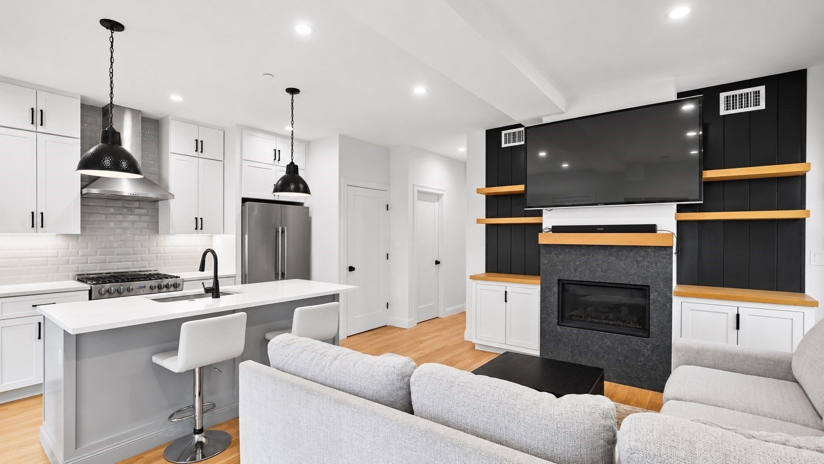 15 Morris St #1, Boston, MA Photo #1