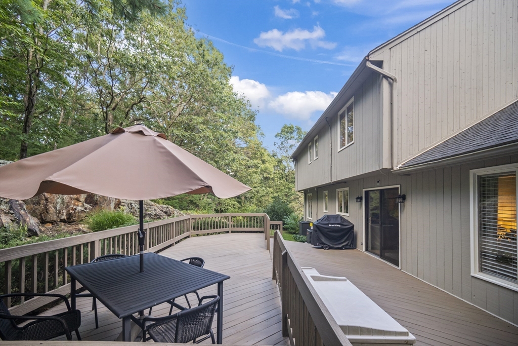 17 Mcneil Cir