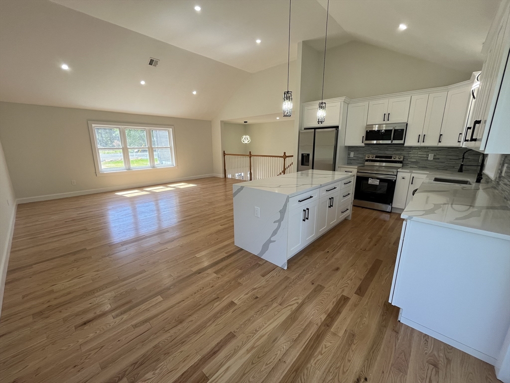 272 S Main St, Hopedale, MA Photo #12