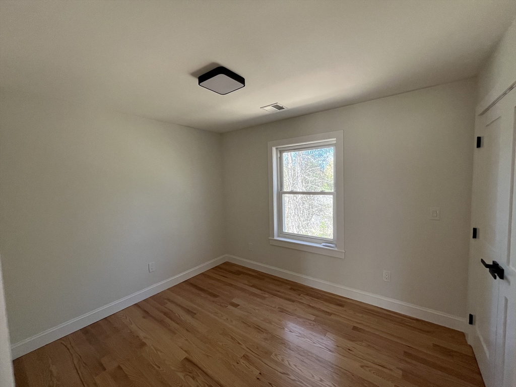 272 S Main St, Hopedale, MA Photo #17