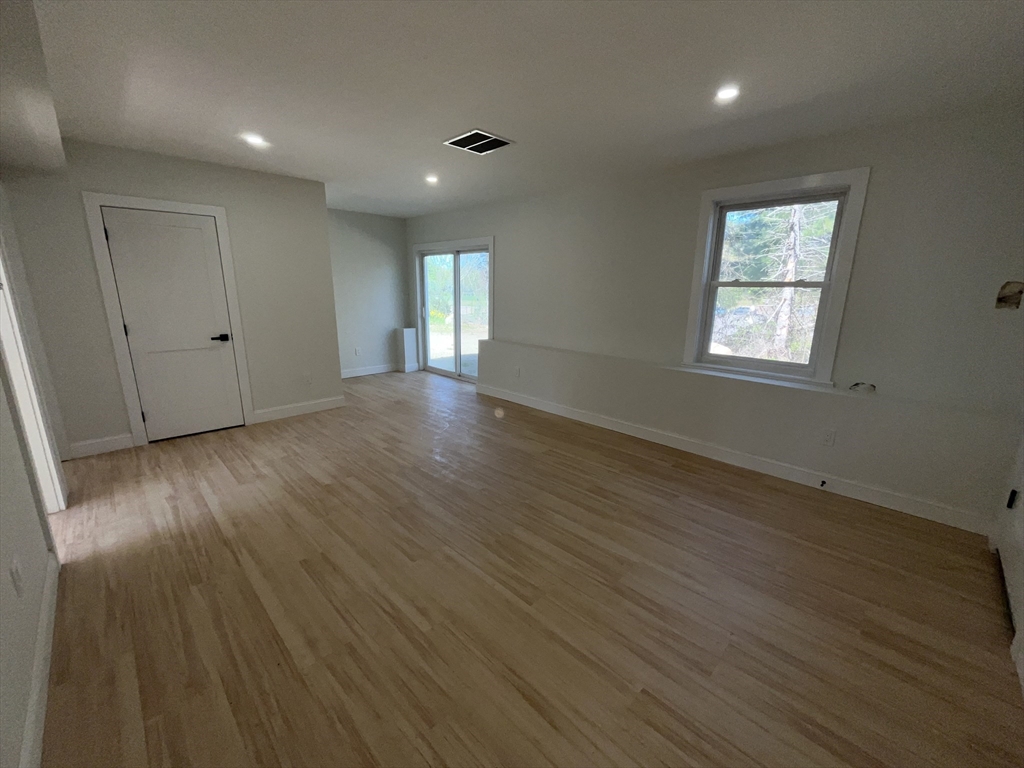 272 S Main St, Hopedale, MA Photo #26