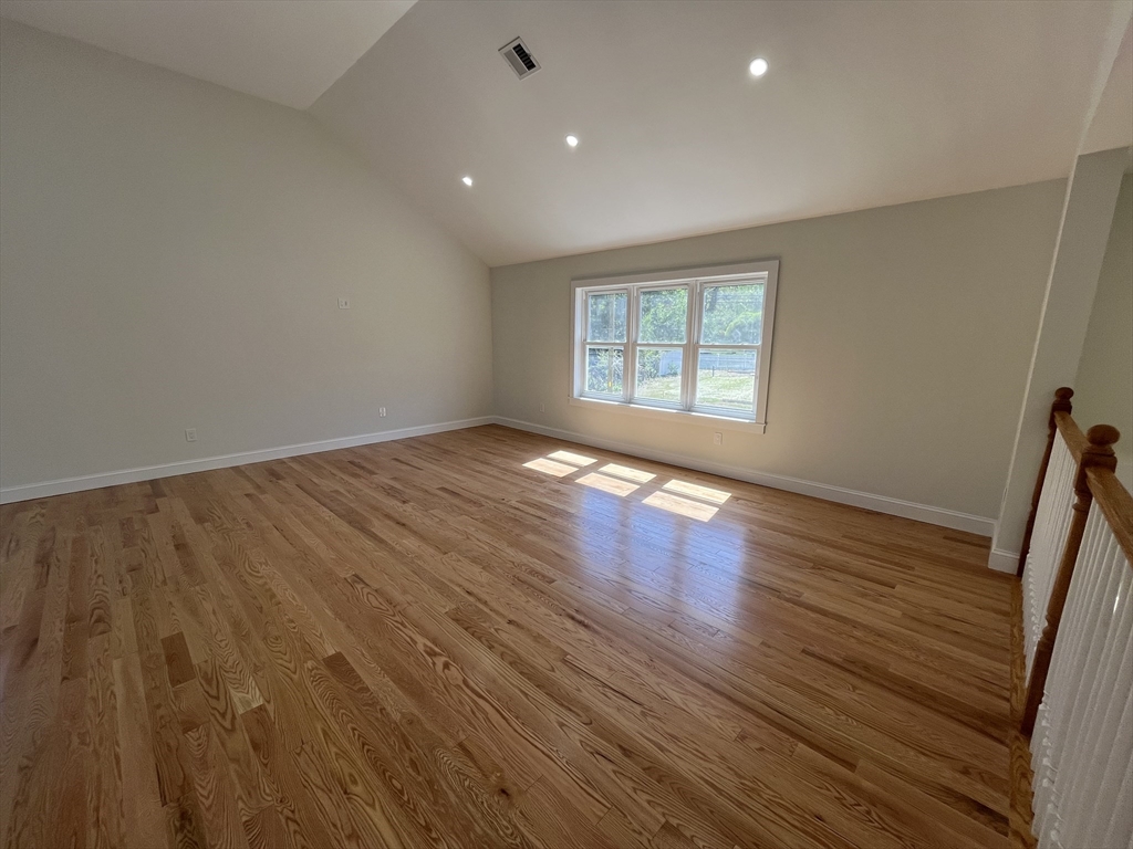 272 S Main St, Hopedale, MA Photo #7