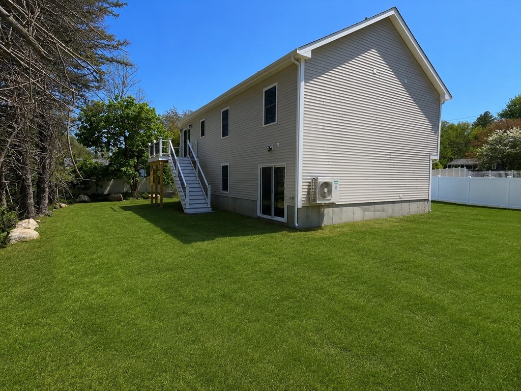 272 S Main St, Hopedale, MA Photo #3