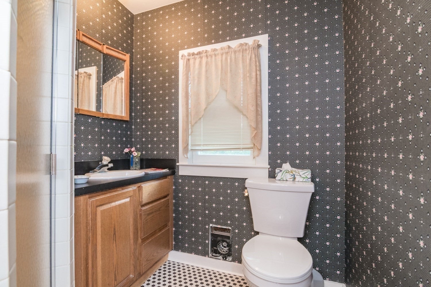 1753 S East St, Amherst, MA, 1753 S East St, Amherst, MA Photo #16