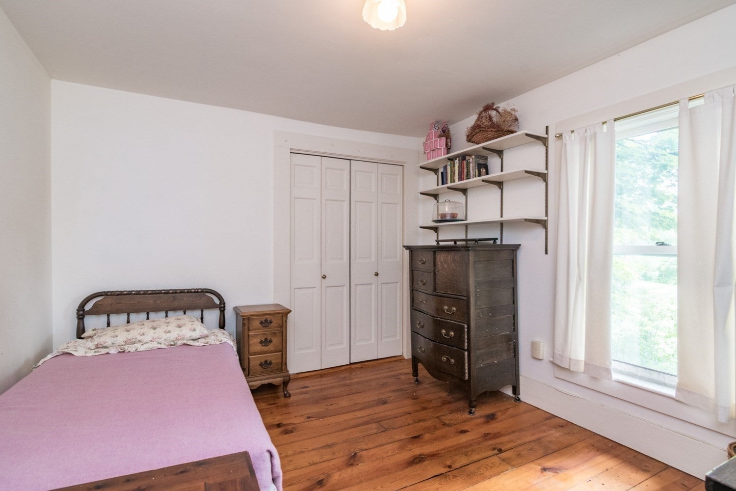 1753 S East St, Amherst, MA, 1753 S East St, Amherst, MA Photo #22