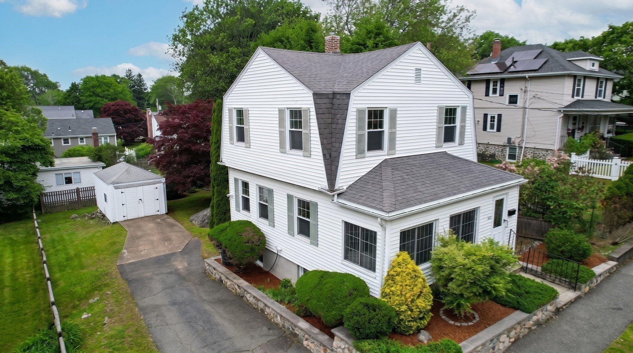 233 Florence Ave