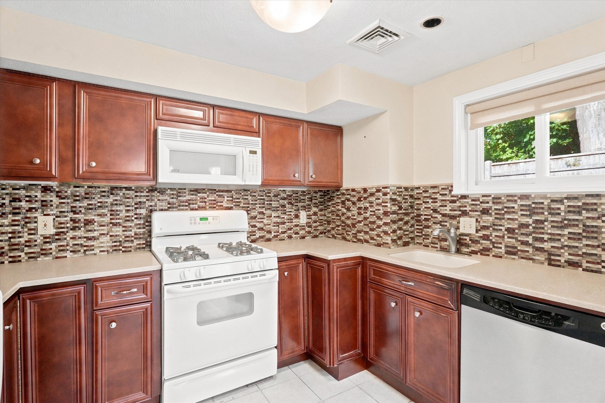 59 Holyoke St #3, Lynn, MA, 59 Holyoke St #3, Lynn, MA Photo #9