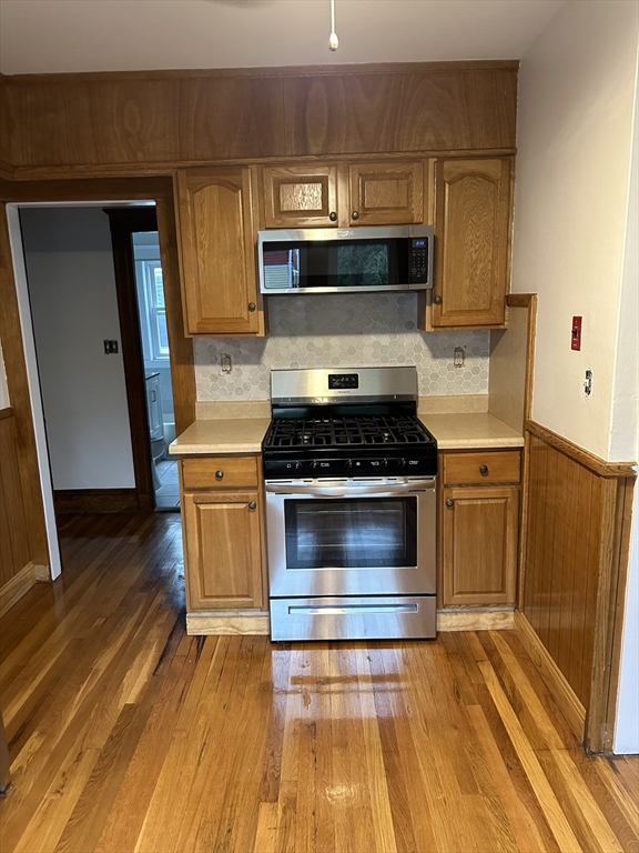18 Symmes Street 1