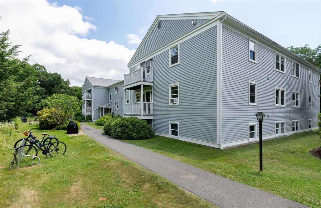 46 Evergreen Rd 207