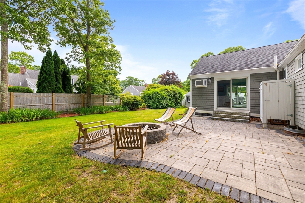 49 Fishermans Cove Rd