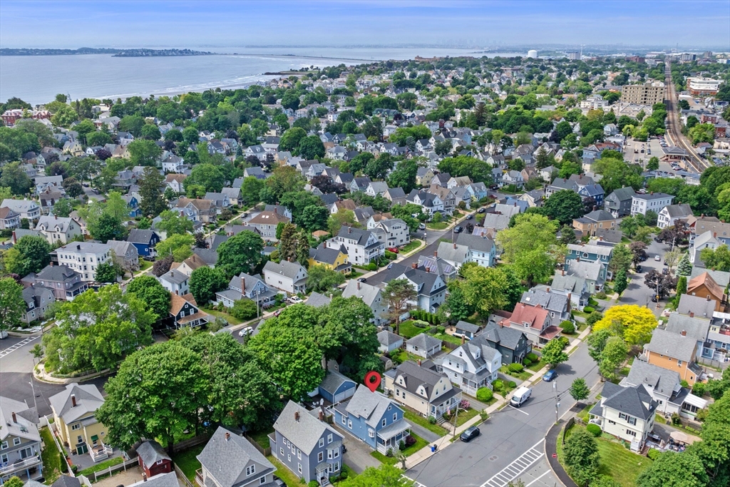 129 Norfolk Ave