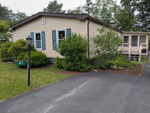41 Pipers Way Carver MA 02330