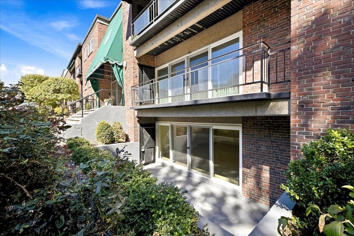 1208 Greendale Ave #211, Needham, MA Photo #6
