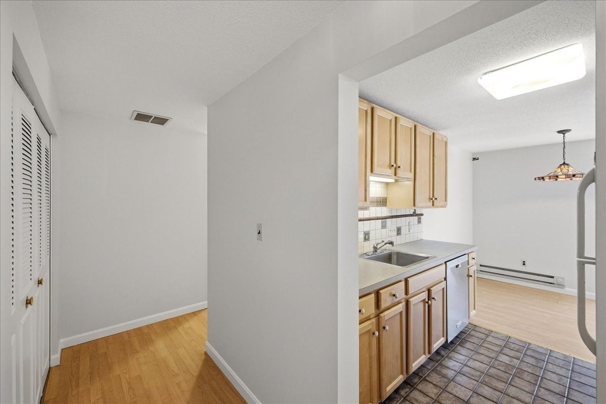 1208 Greendale Ave #211, Needham, MA Photo #21