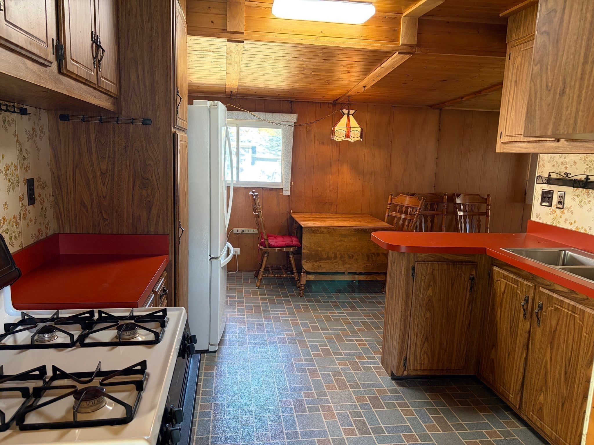 48 Phelps St, Fitchburg, MA, 48 Phelps St, Fitchburg, MA Photo #2