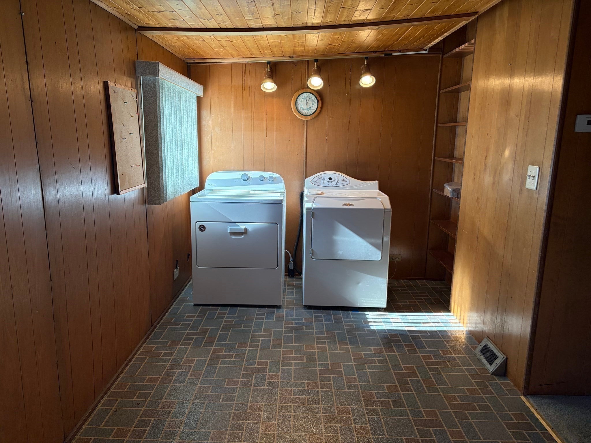48 Phelps St, Fitchburg, MA, 48 Phelps St, Fitchburg, MA Photo #6